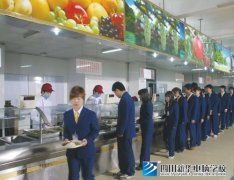 成都电脑培训学校 通往IT行业的专业桥梁